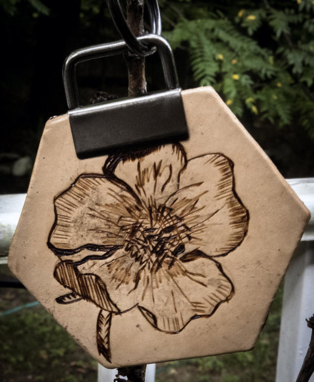 Hand-Burned Floral Leather Keychain, Hexagon flower bag Charm, Botanical Pyrography Key Fob, Unique Gift for Nature Lovers.